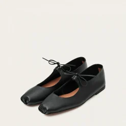 Balagan Baleriny|Batsheva Baleriny, Czarny