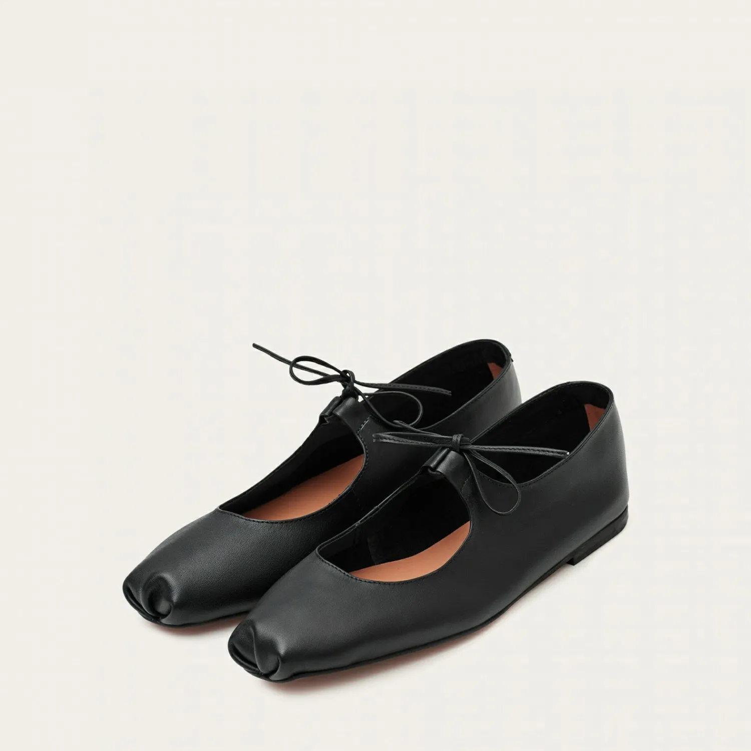 Balagan Baleriny|Batsheva Baleriny, Czarny