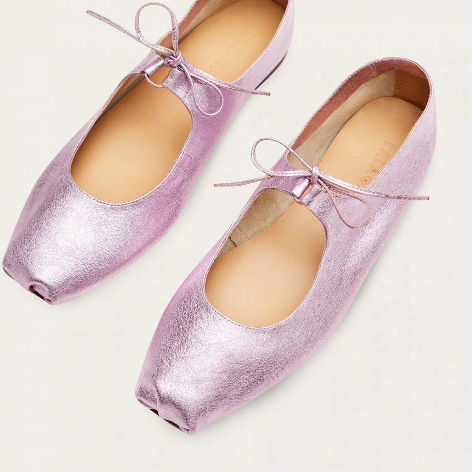Balagan Baleriny|Batsheva Baleriny, Metaliczny Rozowy