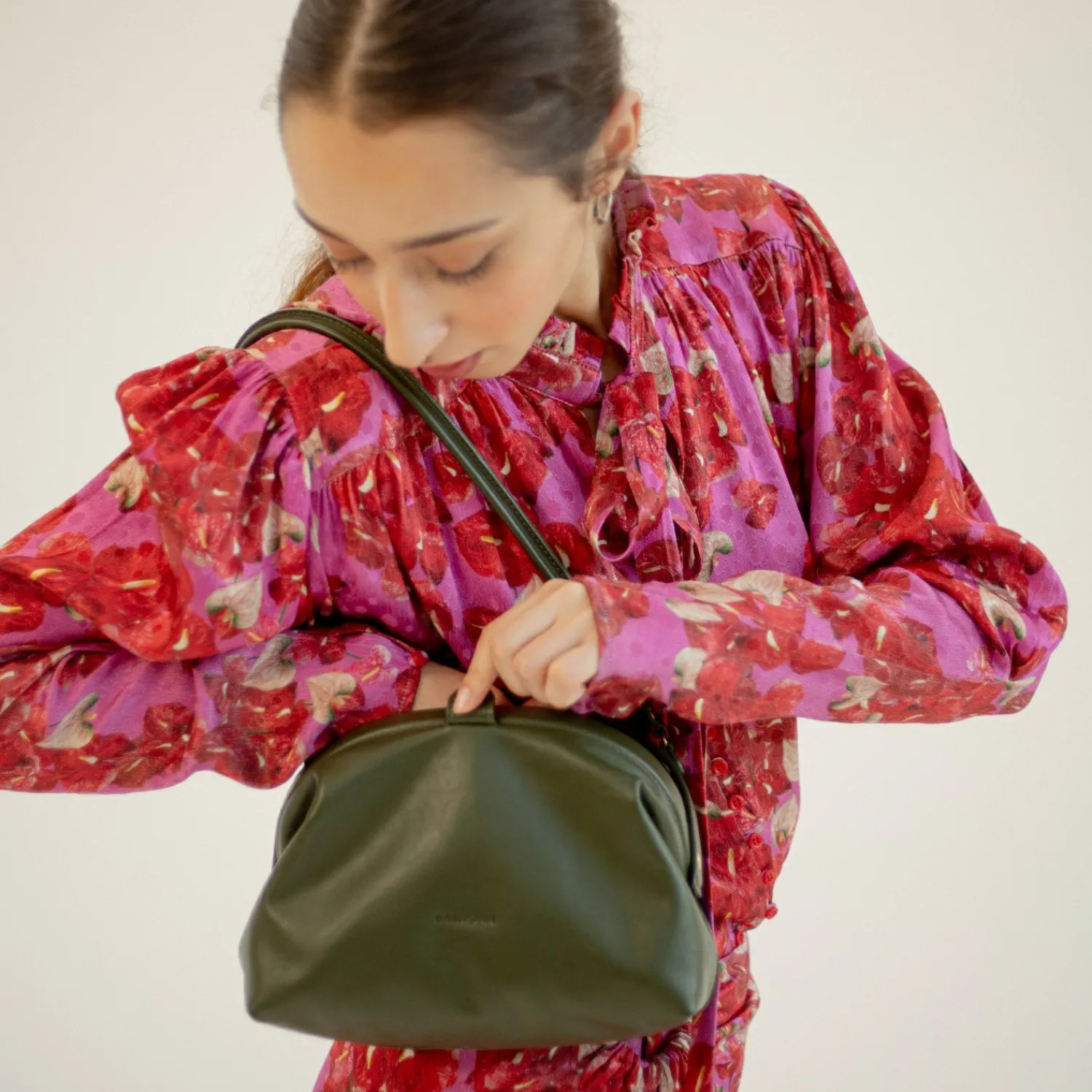 Balagan Minitorebki|Hug Bag Torebka L, Ciemnozielony