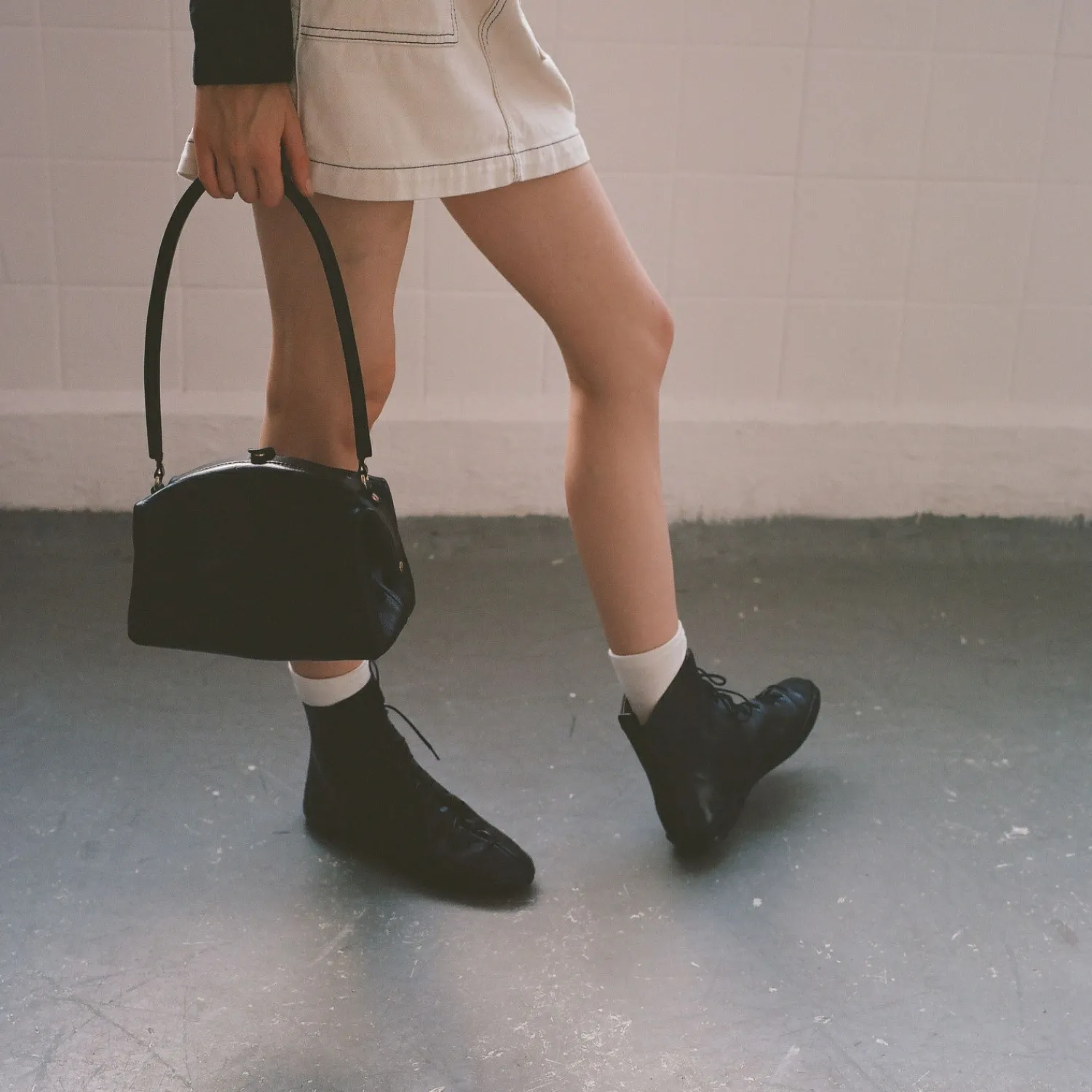 Balagan Minitorebki|Hug Bag Torebka L, Czarny